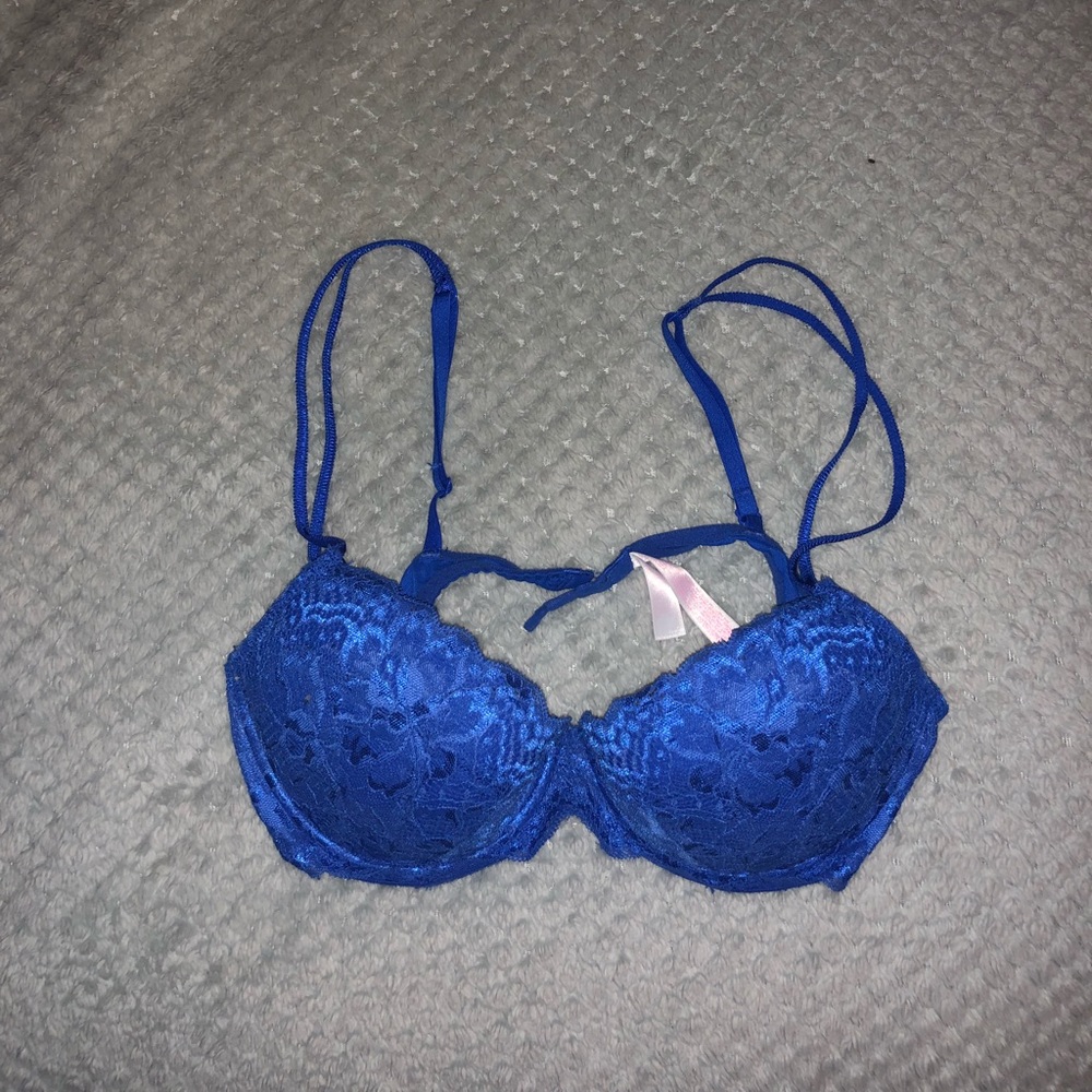 Super cute lace PINK push-up date bra